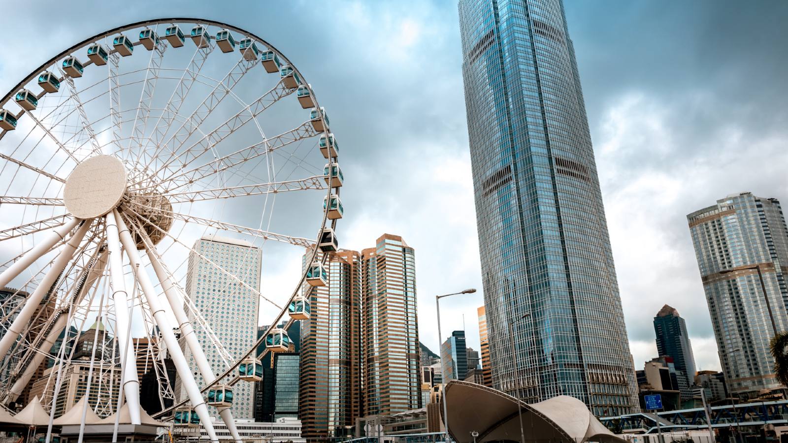 iOne Financial Press